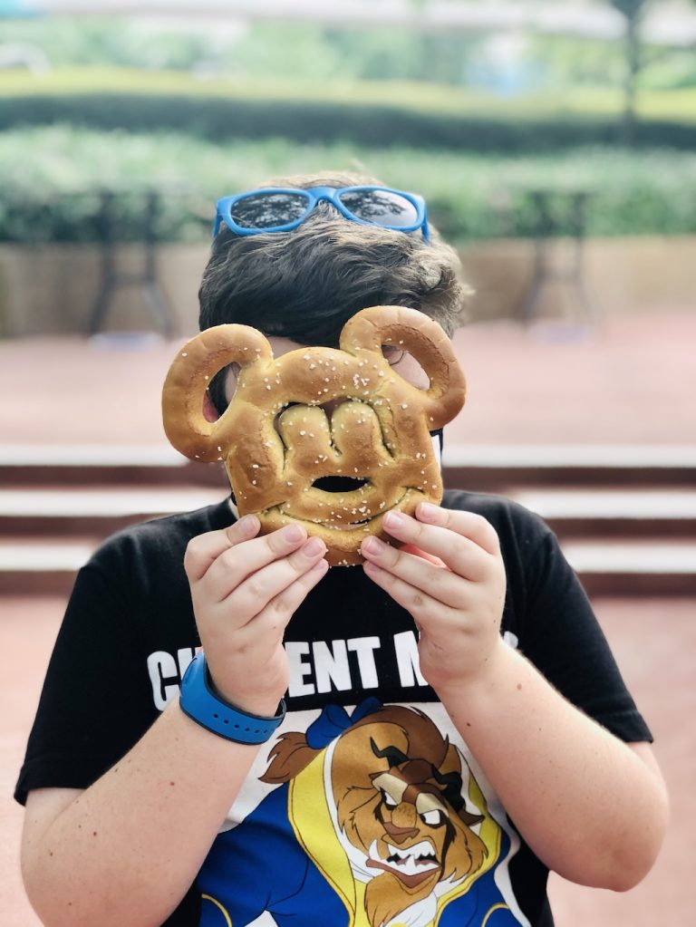 Mickey Pretzel