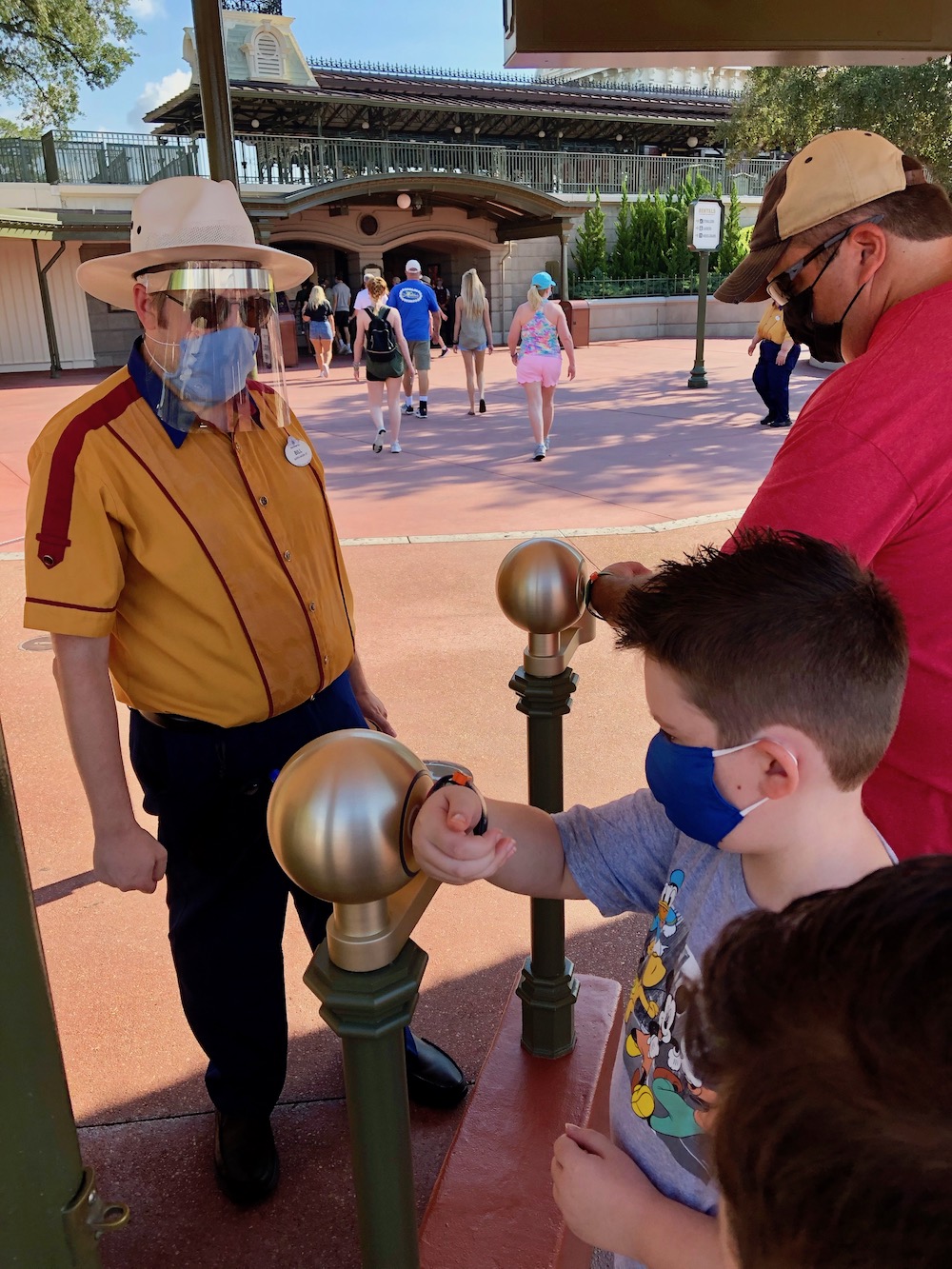 Walt Disney World has finally reopened! Here's a very detailed guide of what your family can expect during your visit to Magic Kingdom. 