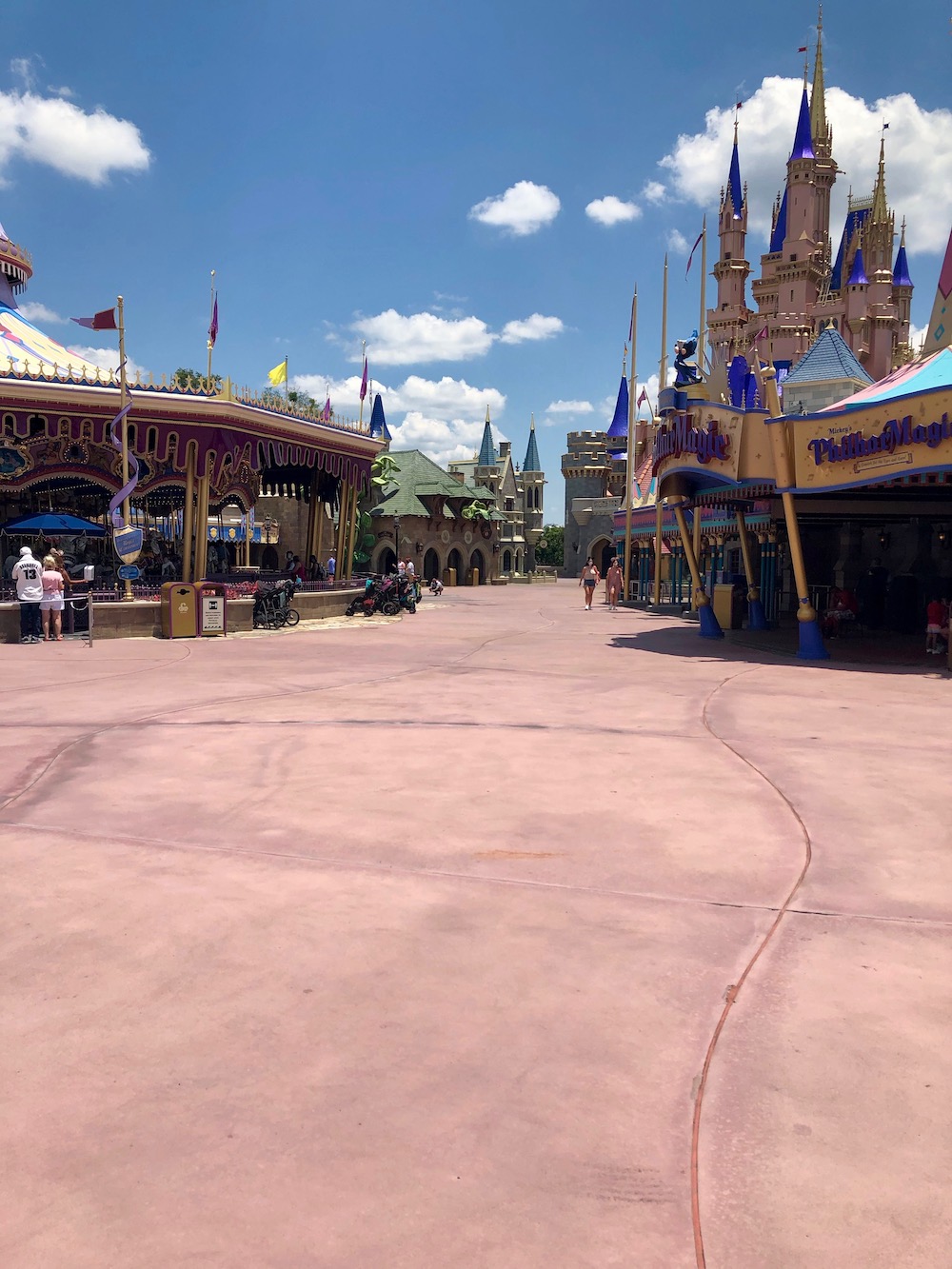Walt Disney World has finally reopened! Here's a very detailed guide of what your family can expect during your visit to Magic Kingdom. 