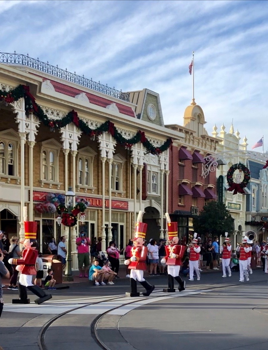 Main Street Philharmonic Band with Marching Toy Soldiers
