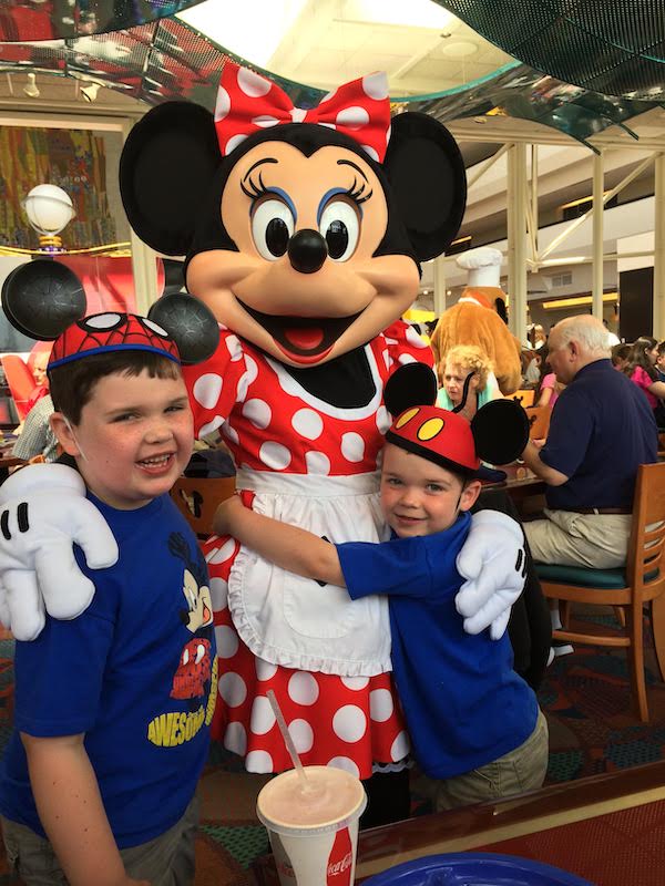 Meeting Minnie Mouse at Chef Mickey's!