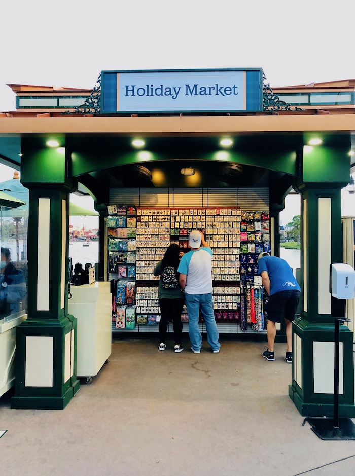 Pop-up Holiday Merchandise Shop during the festival of the holidays