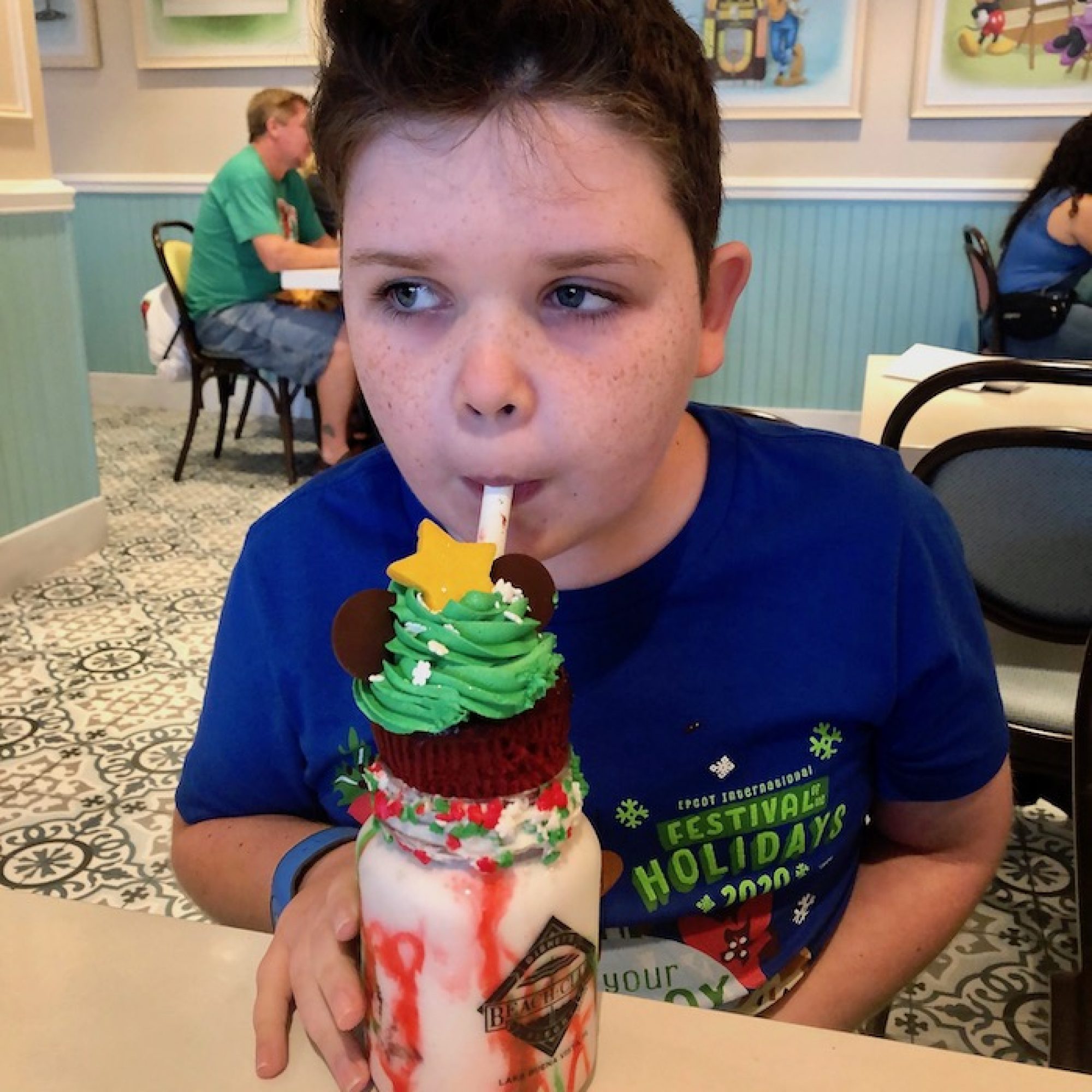 We couldn't wait to try out Beaches and Cream's Holiday Milkshake!