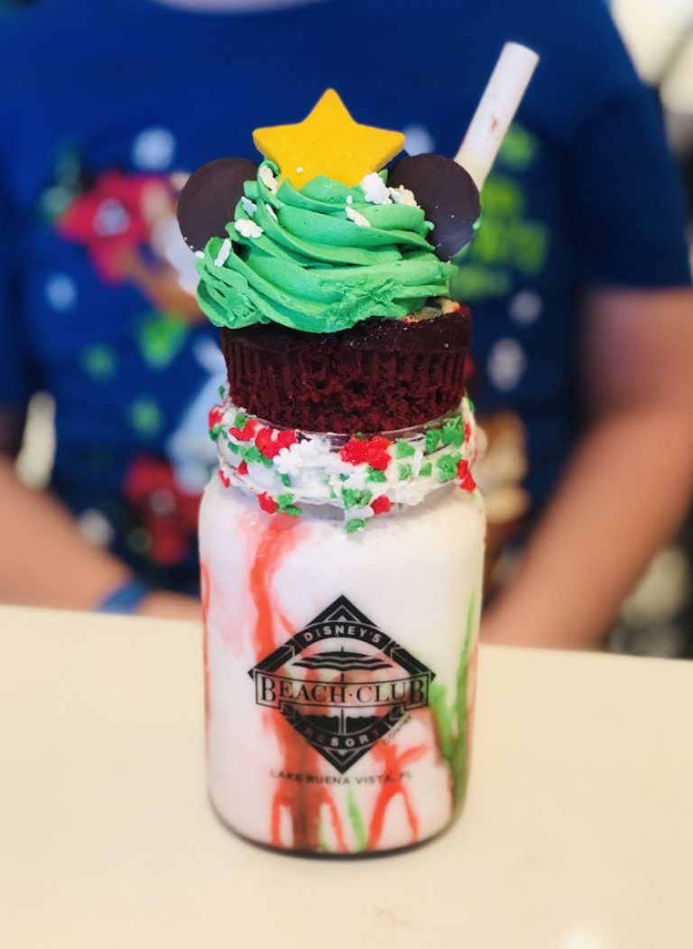 Review: The Beaches and Cream Christmas Milkshake You Never Knew You Needed!