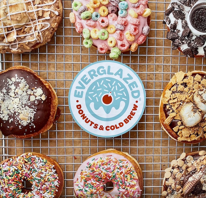 review-everglazed-donuts-in-disney-springs-is-finally-open