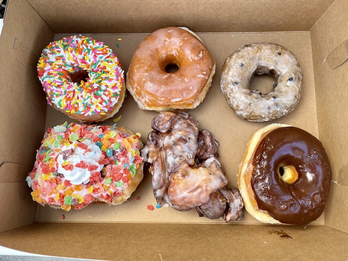 Review: Everglazed Donuts in Disney Springs